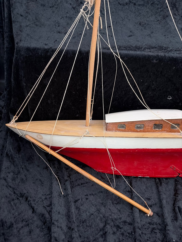 Model skib